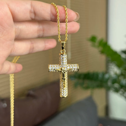 Cross Necklace Christian Religious Jewelry Gift - Symbolic Faith & Spirituality Pendant for Gifting